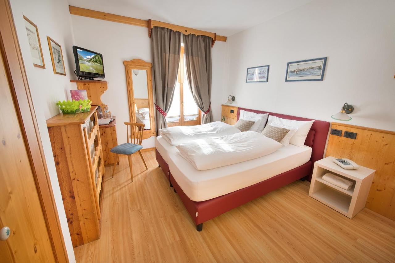 Hotel Posta ليفينو المظهر الخارجي الصورة