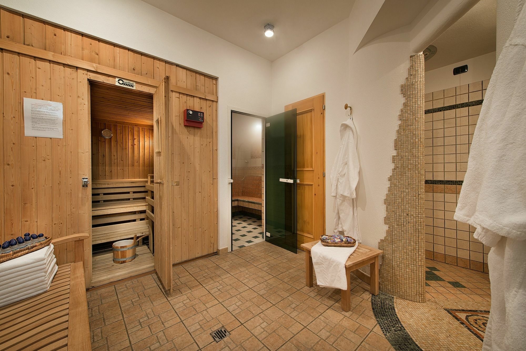 Hotel Posta ليفينو المظهر الخارجي الصورة